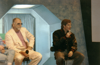Illustration for article titled Unearthed Quantum Leap convention footage shows vintage Bakula and one smug Doogie Howser